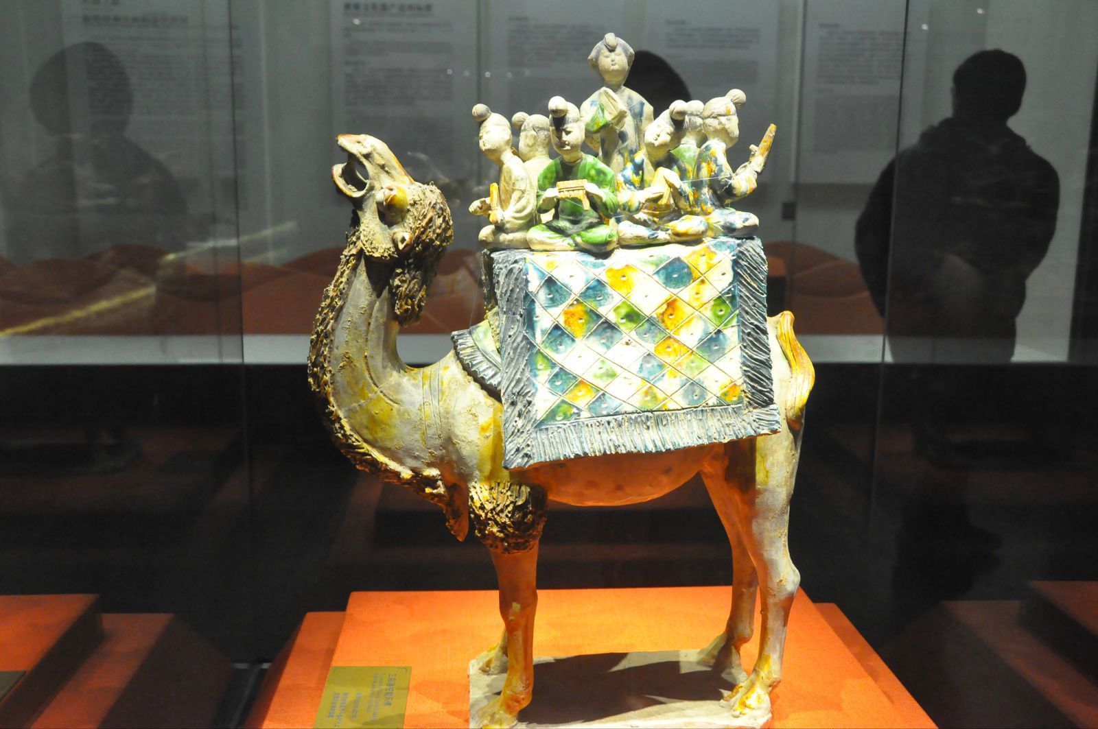 匠心独运，艺韵千年——中国优秀传统文化中的工艺美术品